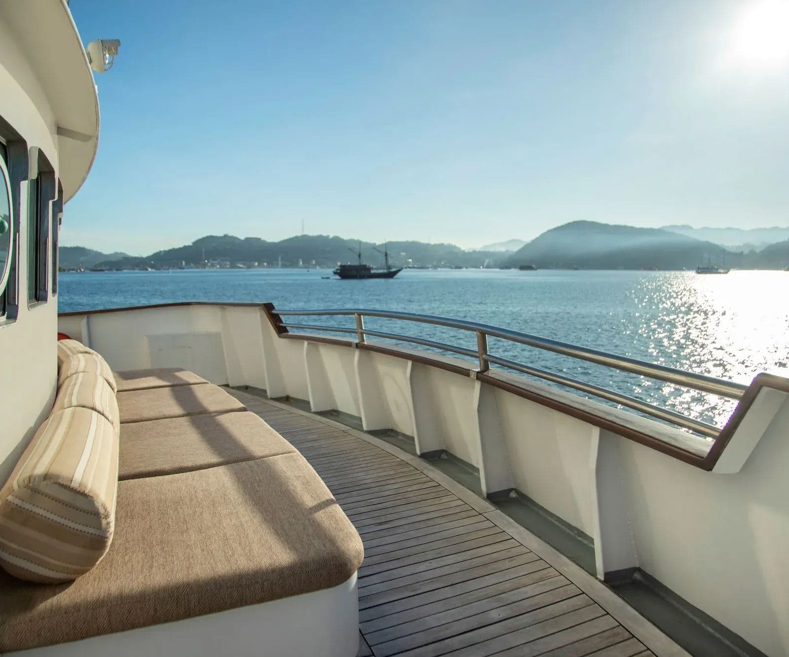 Trans Luxury Yacht, photo 3